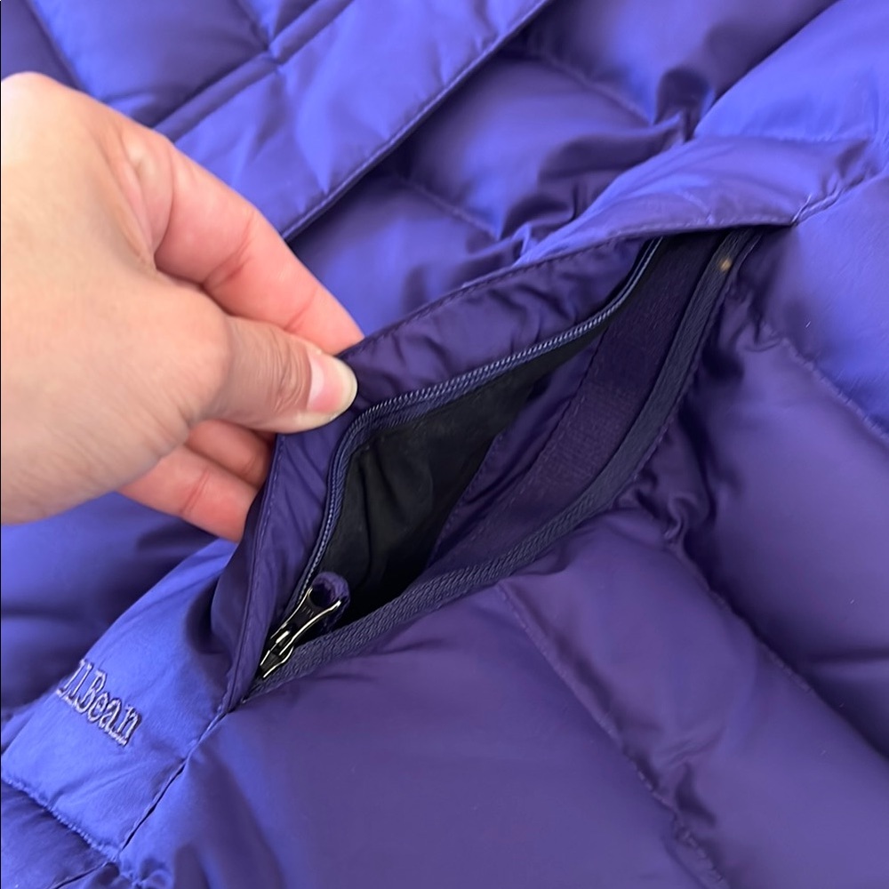 L.L. Bean Quilted Purple and Black Vest for Outdoor Adventures - Picture 12 of 16